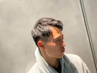 ショート 中越 仁一郎のヘアスタイル
