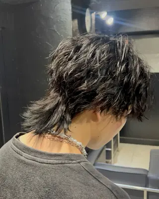 ミディアム パーマ メンズ 【フェザーパーマ】 【縮毛矯正】鶴田文のヘアスタイル