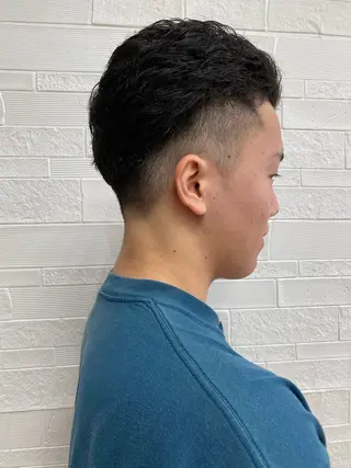 ショート 🌙𝑳𝑼𝑵𝑨 工藤/メンズカット✂のヘアスタイル