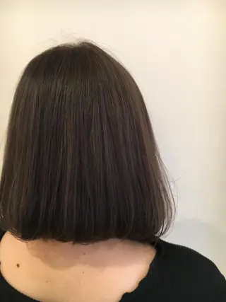 ミディアム カラー 宮内 真乃のヘアスタイル