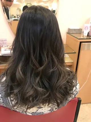 セミロング Redeww所属・HIRO .Nのヘアスタイル