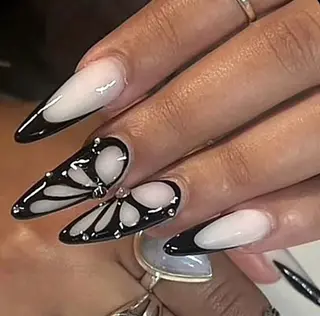 ネイル Queen Nail 柏店　クイーンネイルのネイルデザイン