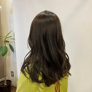ロング 田中 結月のヘアスタイル