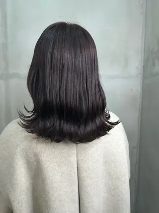 セミロング カラー 益 佑夏のヘアスタイル