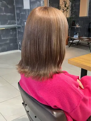 ミディアム 🦔Laulu 菅原綾乃のヘアスタイル