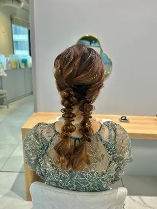 ヘアアレンジ 暖色カラー/アレンジ /束間まつげ🌼のヘアスタイル