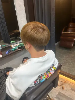 メンズ 石井 綾乃のヘアスタイル