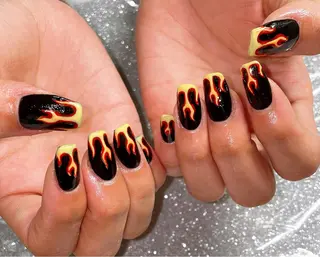 ネイル VIERU 🌈🎀💖のネイルデザイン