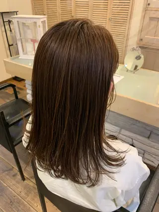 セミロング カラー 梶原 真帆のヘアスタイル