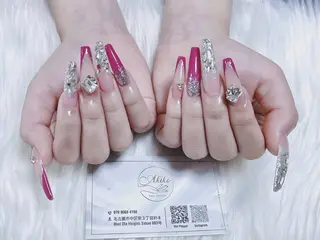 ネイル AKIKO ネイルサロンのネイルデザイン