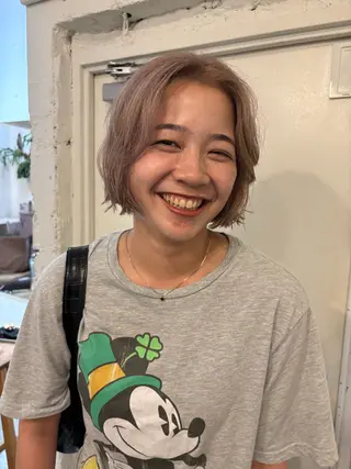 ショート ✴︎UNU ✴︎モエカのヘアスタイル