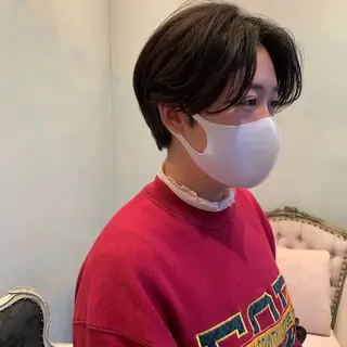 ショート SAKINO. ベージュカラーのヘアスタイル