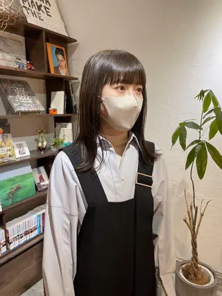 セミロング カラー 高橋 愛美のヘアスタイル