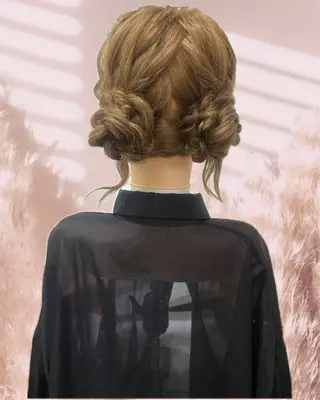 セミロング ヘアアレンジ ヘアセットサロン 🎀ECXIAのヘアスタイル