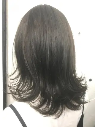 ミディアム ヘアアレンジ 白髪ぼかしハイライト バレイヤージュヤマトのヘアスタイル