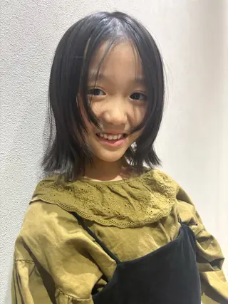 ショート 山本 真生のヘアスタイル