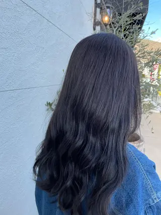 ロング カラー 鵜飼 真伍のヘアスタイル