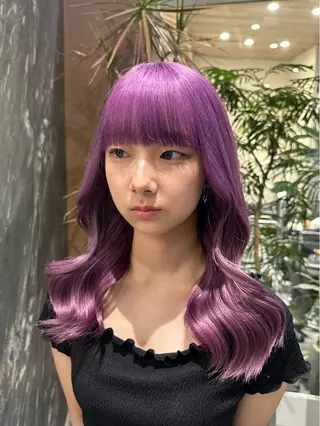 セミロング カラー 💋ハイトーンデザイ ンヘア💋A'nyuのヘアスタイル