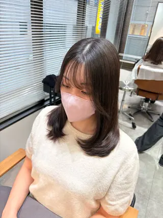 セミロング こうき/前髪割れ癖 改善/カット/カラーのヘアスタイル