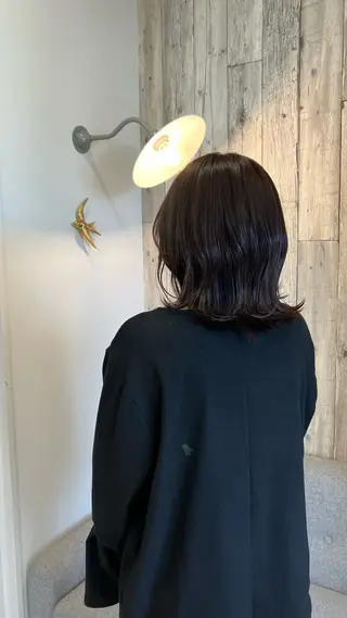 ミディアム カラー 藤田 七海のヘアスタイル