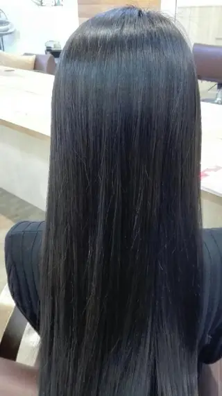 ロング カラー パーマ ヘアアレンジ メンズ キッズ ネイル マツエク・マツパ MEGUMI megumiのヘアスタイル