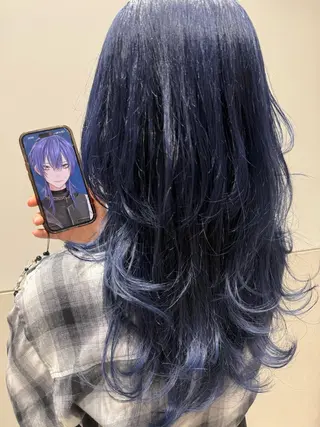 ミディアム カラー インナーカラー 推し ブリーチ 髪質改善のヘアスタイル