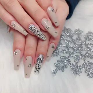 ネイル Miki 本町駅｜💅‎🤍のネイルデザイン
