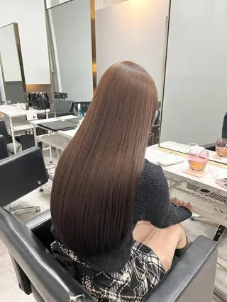 ミディアム カラー 🫧艶ダブルカラー ブリーチ🫧トモヤのヘアスタイル