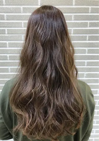 ロング カラー ヘアアレンジ 山北 咲子のヘアスタイル