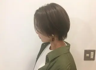 ショート カラー 鈴木 翔梧のヘアスタイル