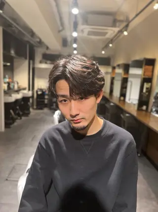 ミディアム 本多 伸丞のヘアスタイル