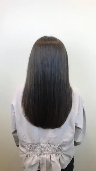 セミロング カラー 美容室 LOAのヘアスタイル