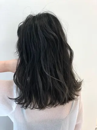 ミディアム カラー 三鷹で1番ショート ボブをカットする新谷のヘアスタイル