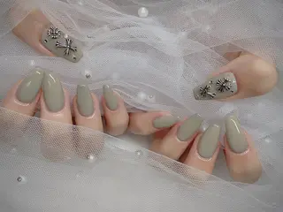 ネイル I-nailロング /ワンホン/キラキラのネイルデザイン