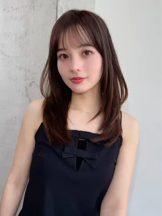 ミディアム カラー 似合わせ/小顔/ 韓国✨KAITOのヘアスタイル