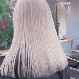 カラー Verite【ヴェリテ】所属・ダブルカラー/カット モデル🦋ヨッシーのヘアスタイル