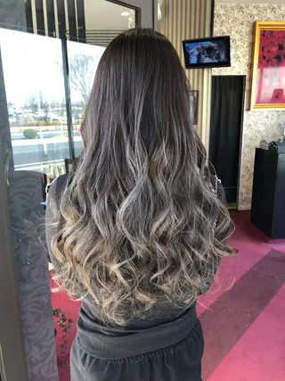 セミロング カラー ヘアアレンジ 大塚 貴之のヘアスタイル