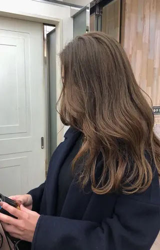 ロング カラー パーマ ヘアアレンジ newi 川崎店のヘアスタイル