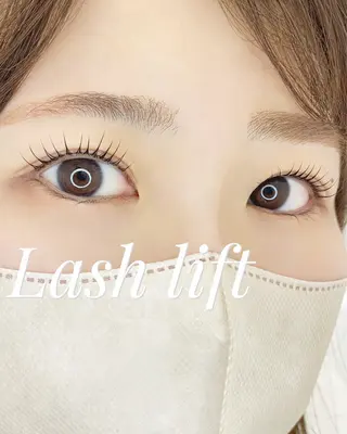 マツエク・マツパ manaka 【lazo】 束本のエステ・リラクイメージ