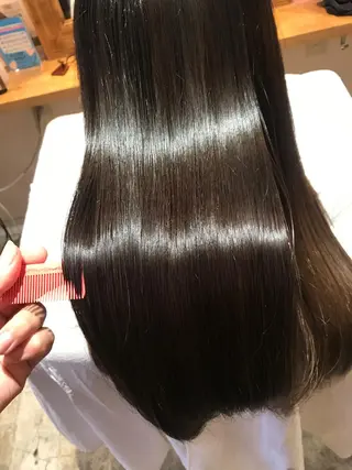 ロング カラー 髪質改善×矯正🫧 韓国ヘアasamiのヘアスタイル