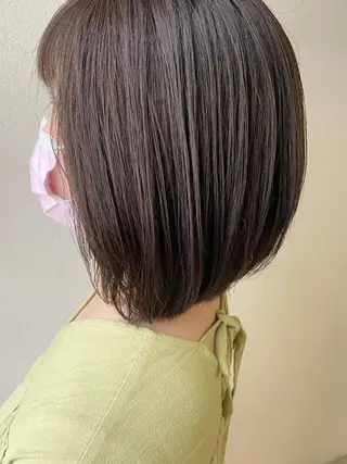 ショート カラー 沢田 瞳のヘアスタイル