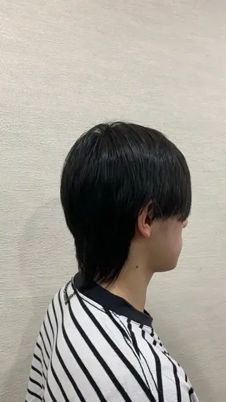 ミディアム メンズ チバ ヒロトのヘアスタイル