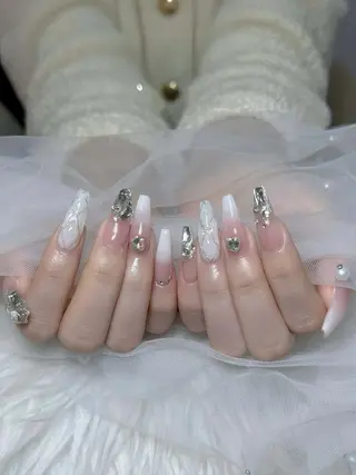 ネイル Julli NailStudioのネイルデザイン