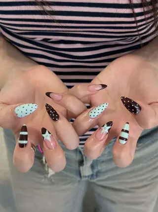ネイル Eli Nails 新宿のネイルデザイン