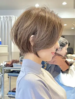 ショート sara/レイヤー /カラー【東日本橋】のヘアスタイル