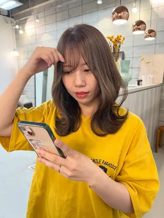 セミロング 椎葉 みはるのヘアスタイル