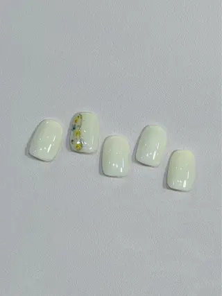 ネイル BRooCH所属・BRooCH 市川かおりのネイルデザイン