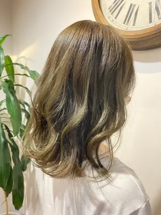 カラー NATSUKI😸 ‪✂︎‬南森町美容室のヘアスタイル