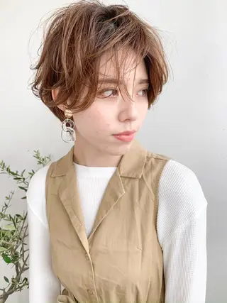 ショート カラー ショート/レイヤー なら石井知希のヘアスタイル
