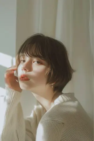 ショート カラー Luana / 公式 / 大通のヘアスタイル